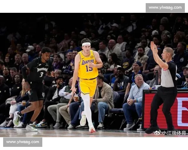 双核缺席夜，里夫斯 51 分扛湖人大旗